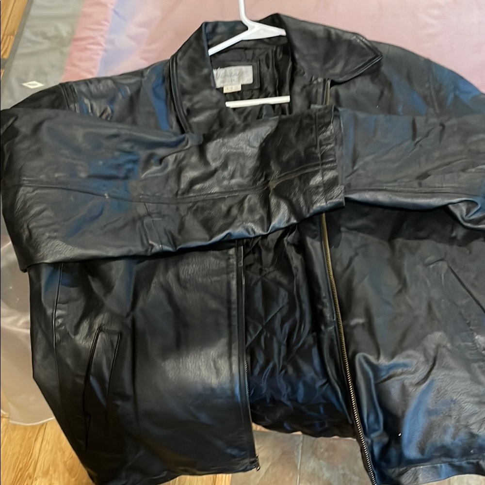 Men's Black Leather Jacket